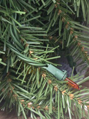 National Tree Co 9’ Pre-Lit Norwood Fir Garland Multicolor Lights Christmas, New